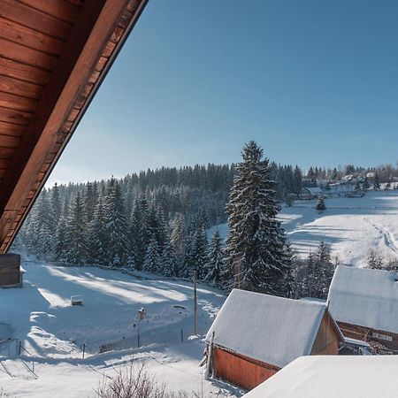 Гостьовий Дім "У Ані" Hotel Yablunytsya Exterior foto